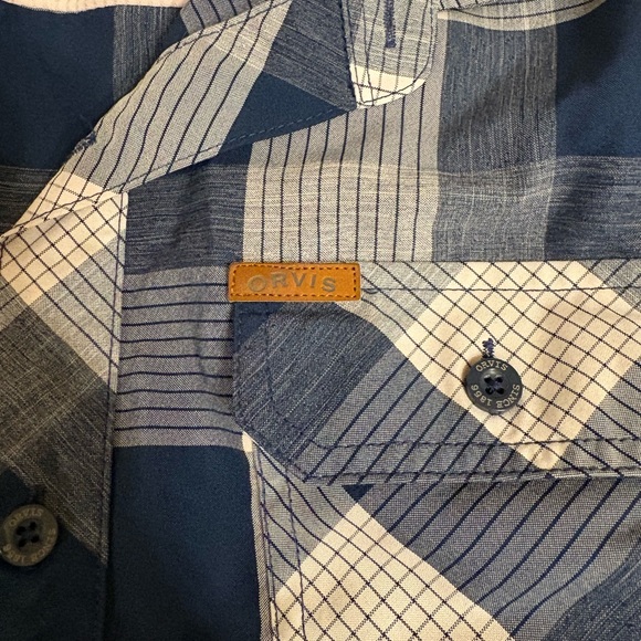 Orvis Button Front Camp Shirt. Blue plaid XL - Picture 2 of 9